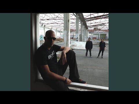 Kanei to Gkrizo (feat. Julio Kompoloi)