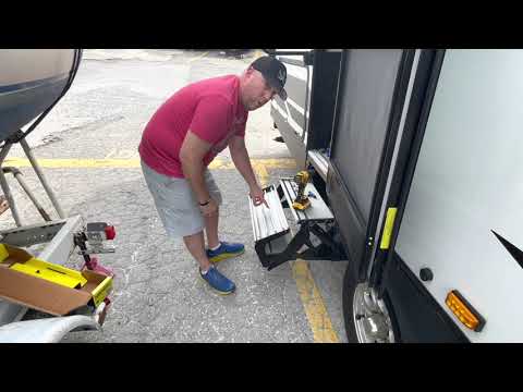Lippert Solid Stance Unboxing and Installation