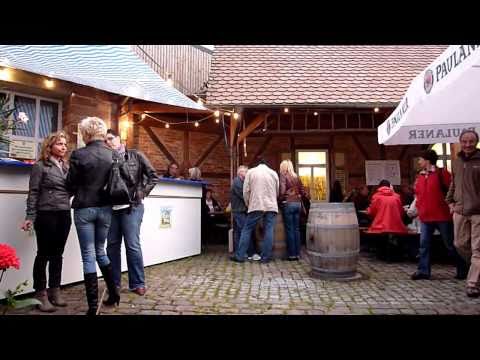 Weinfest  Gleiszellen Winzergasse Süedwestdeutschland 2010 Teil 3/4