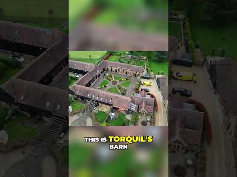 500-Year-Old Barn's Modern Makeover: You Won't Believe This Transformation!