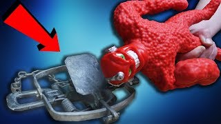ЧТО ЕСЛИ в МЕДВЕЖИЙ КАПКАН СУНУТЬ ВАКУУМНОГО ЧЕЛОВЕКА?!