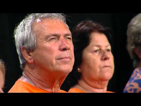 Homilia Pe. Eduardo - 18/12/15 - Jesus nasceu em uma família