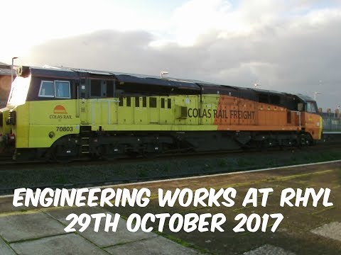 Half an Hour at (253) - Rhyl 29.10.2017 - Engineering works - Colas class 70, tamper