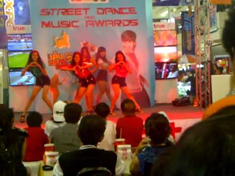 TrueMove Ayutthaya :: ทีม Girl Strong