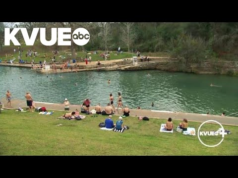 Visit Barton Springs Pool like an Austinite | This Is How You Austin