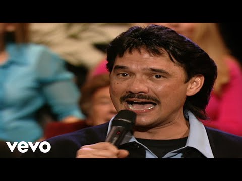Bill & Gloria Gaither - Journey to the Sky [Live] ft. Ivan Parker
