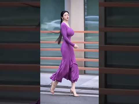 Beautiful girl street fashion   ep 0211  #shorts #streetfashion #chinesefashion  街拍甄选  #shortvideo