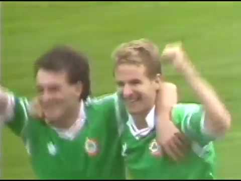 World Cup qualifying round-up (Grandstand 14/10/1989)