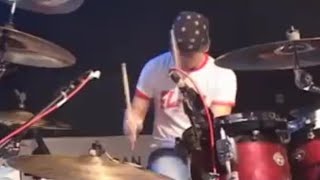 Download lagu Dewa 19 - Pupus - Live Album ( Atas Nama Cinta I & II ) mp3