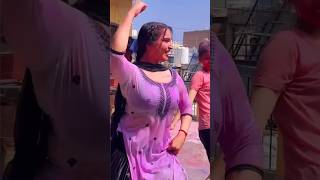 Download lagu Haryanvi bhabhi dance 💗 #dance #viral #reels #dancevideo #tiktok #instagram #hot mp3