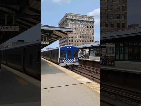 Metro North Arrival in Harlem #trains #railfan #railroad #mta #nyc #harlem #metronorth