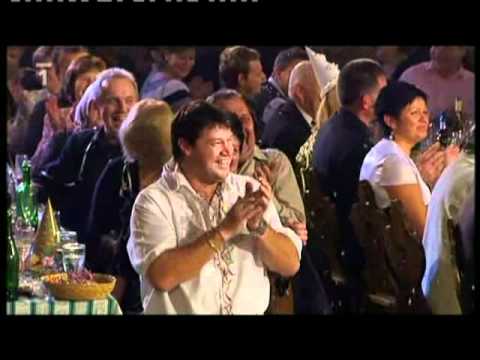 Zdeněk IZER a jeho vtipy - Silvestr 2011 (sestřih) ČÁST 2.