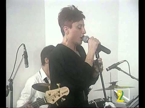 Iniqua - Nobody's wife (Anouk Band Cover) Live @ Canale 2