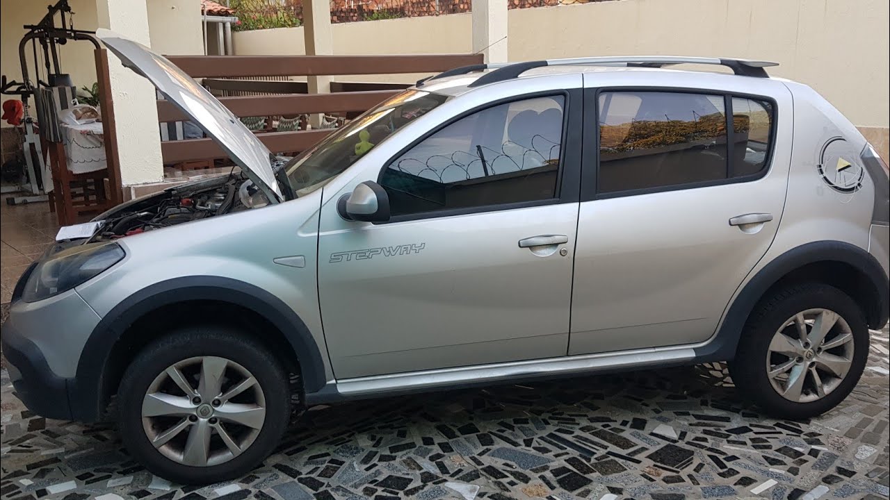 Sandero Stepway 1.6 8v ou 16v: pontos negativos e positivos