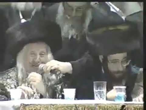 Holy Kaliver Rebbe zt"l speaking at Sanzer Rebbe's simcha