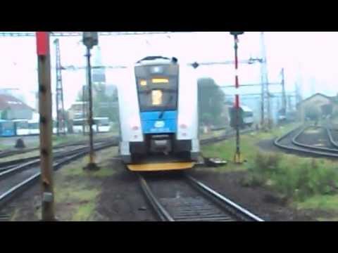 Odjezd vlaku Os 6803 (ČD 440.001) - Ústí nad Labem západ, 8. 5. 2013