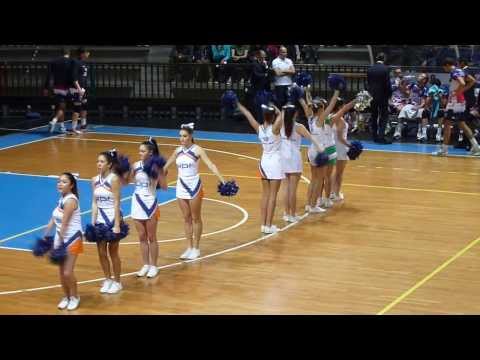AvenCheers Bergamo per Caloni Agnelli Bergamo vs Sant'Anna Tomcar Torino _ Clock Dance #1