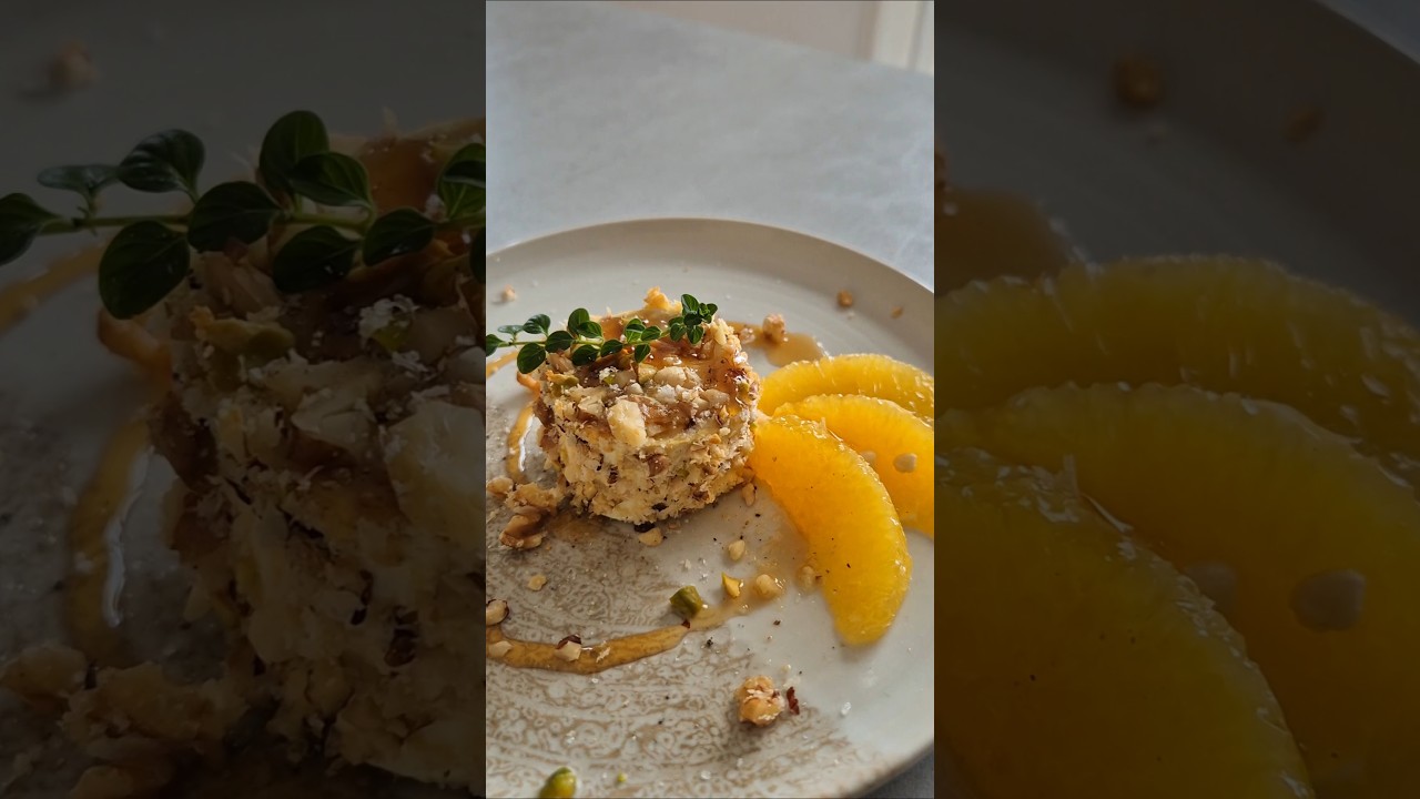 YouTube-Video: Gebackener Ziegenkäse im Nussmantel mit Honig und Orangenfilets