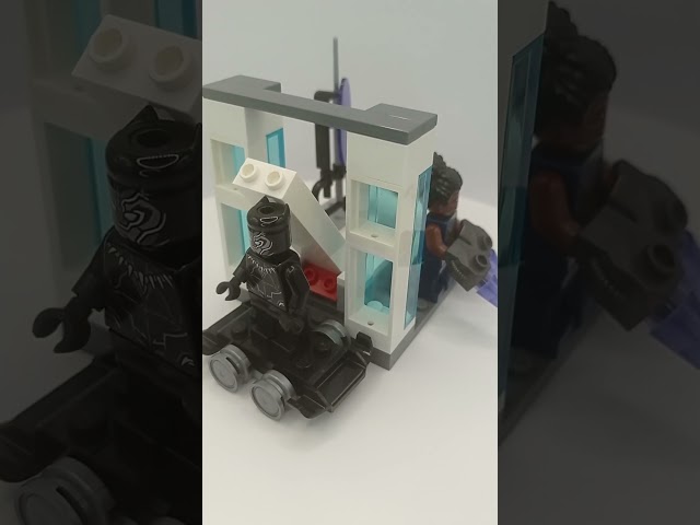 Vídeo relacionado con LEGO 76212 Marvel Laboratorio de Shuri, Black Panther: Wakanda Forever, Juguete para Niños y Niñas de 4 Años de Construcción, Mini Figuras Superhéroes