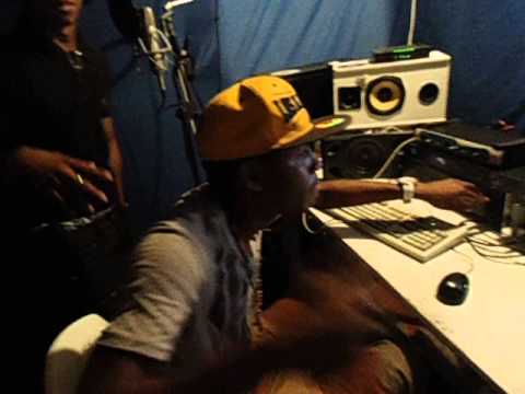 Angelo-T el Chamakito feat  ALbert Jhon Liht - Preview de la Contradición de Te deseo el Mar Amor