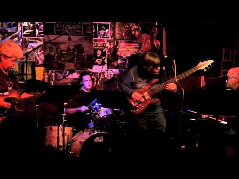 Roy Vogt-Live at The Baked Potato-The Gables.mov