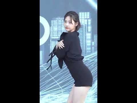 SONAMOO(소나무) NEWSUN(뉴썬) 'I (knew it)' fancam [181116 수원 빅버드 페스티벌 직캠]