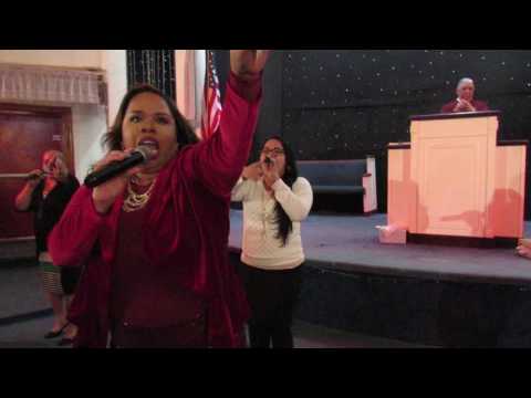 Coro Jehova Shalom - Sino Fuera Por El Fuego