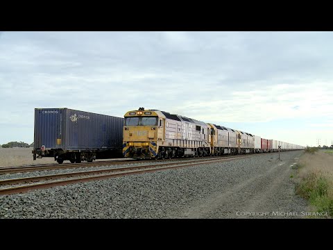 7902v Crossing 6MP4 At gheringhap Loop (30/7/2021) - PoathTV Australian Trains & Railways