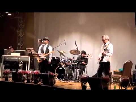 HARD TIMES ERIC CLAPTON's COVER R-GRAY video thumbnail