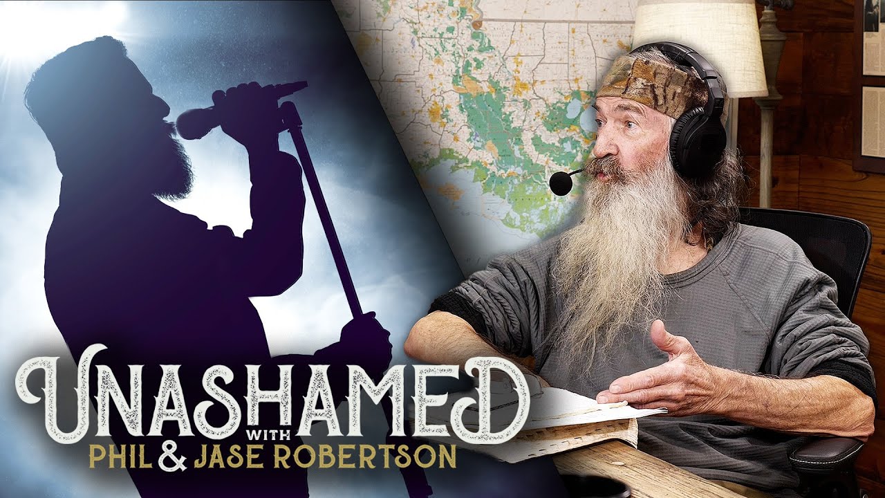 Ep 814 | Phil Shows Off His Singing Voice & Jase Wins an Unusual but Incredible Prize