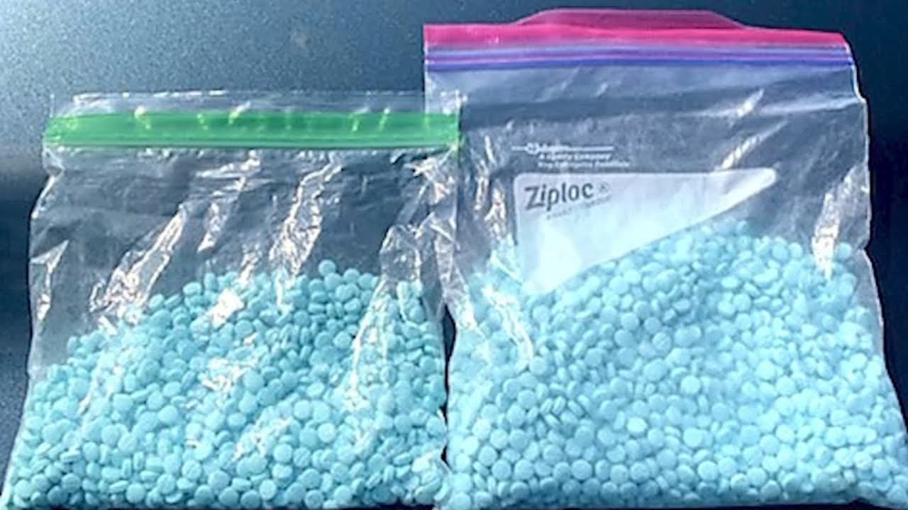 Deputies: Pills with fentanyl found during traffic stop in Fresno Co.