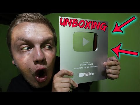 unboxing-silver-play-button-model-baru-versi-indonesia-2019-jro-putu-arnold