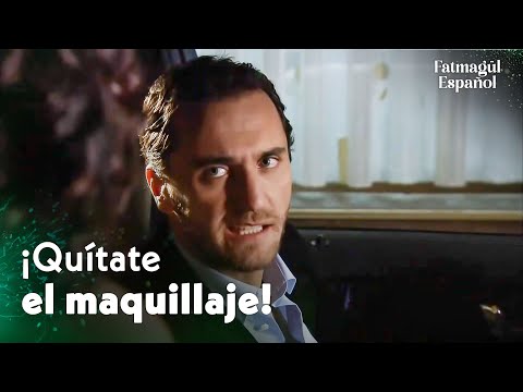 ¡A Mustafa le molestó el vestido de Asude! - Fatmagül Español