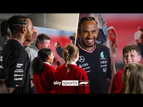 Lewis Hamilton SURPRISES young fans trying commentary with Crofty 🥹🎙️