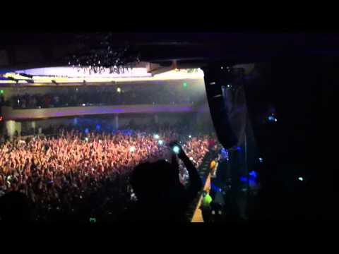 Bloody Beetroots SURPRISE at Deadmau5' Palladium show