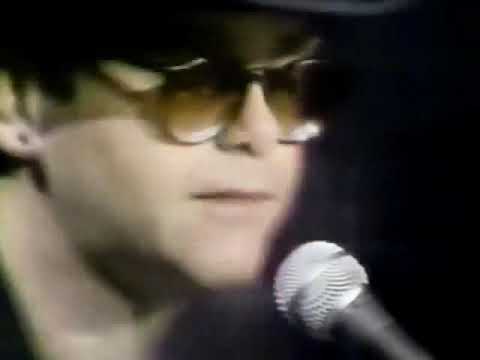 Elton John - 1981/02/XX - Tom Snyder Show - Breaking Down Barriers