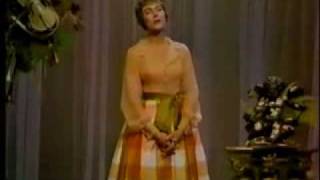 Julie Andrews - Medley The Sound of Music / My Fair Lady (1965)