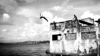 A Walk (Kolombo remix) - Tycho