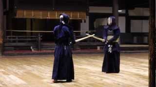 preview picture of video 'Kyoto Butokuden - Jigeiko Ishikawa Sensei, 8th Dan (Kendo)'