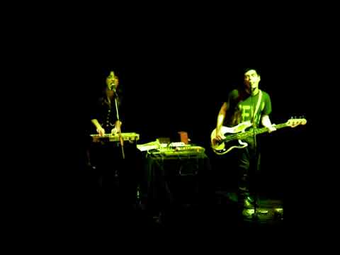 MUERAN HUMANOS - "Cosméticos Para Cristo"  live at Festsaal Kreuzberg Berlin