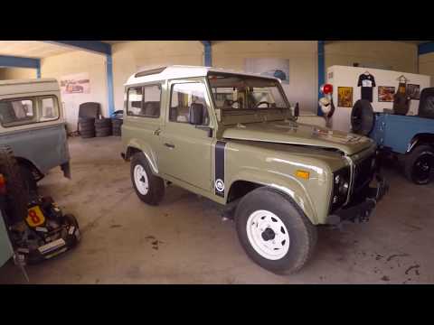 Thumbnail for 1990 Land Rover Santana 2500DL - walkaround