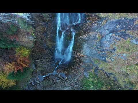 Cascada Scoruș în culorile toamnei 🌊🍂🍁🥰🇹🇩🇹🇩🇹🇩🏞  #Scoruș #waterfalls