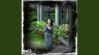 Download lagu DJ WHO'S THAT GIRL mp3