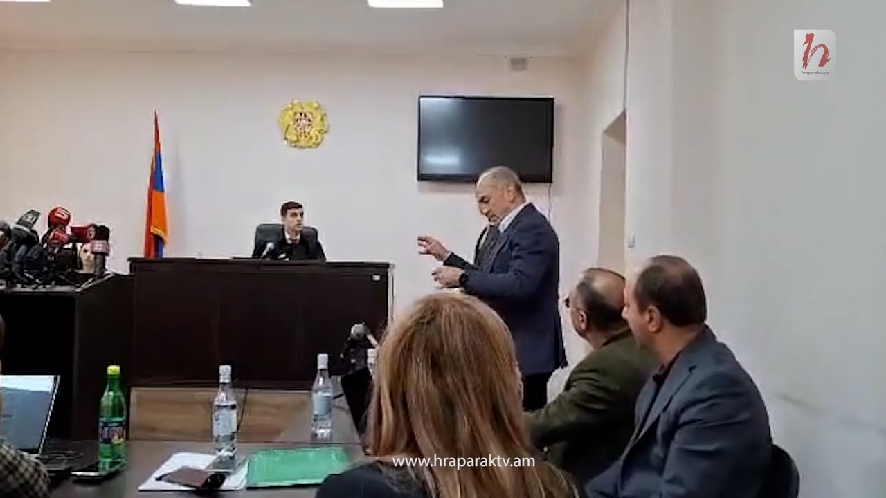 Պարոն Քոչարյան, հանեք նաուշնիկը. դատավոր