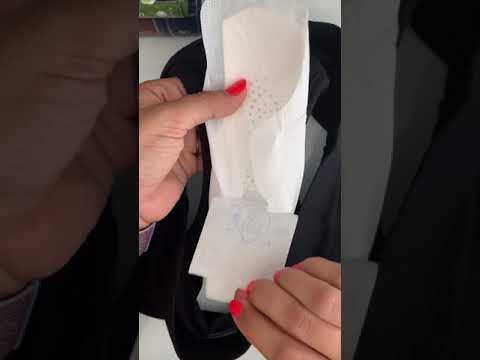 Period Tutorial: How to Put on a Pad