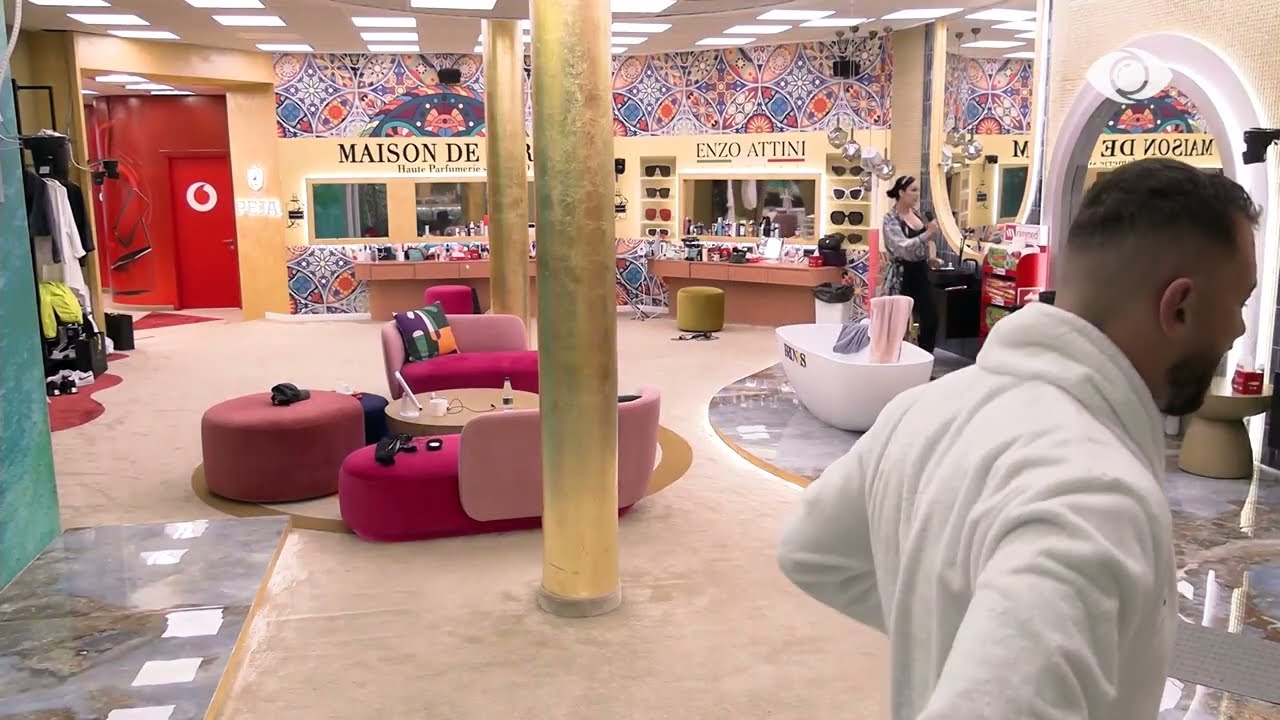 Banorët zgjohen me energji pozitive, kërcejnë nën ritmin e muzikës