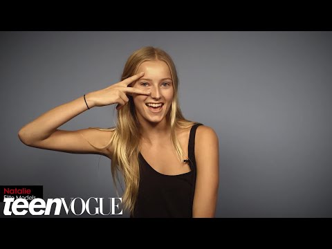 Watch These Fashion Models Demonstrate How to Pose for Pictures ▶2:07