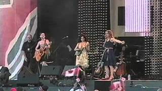 Shaye- &#39;Happy Baby&#39; Live on Parliament Hill