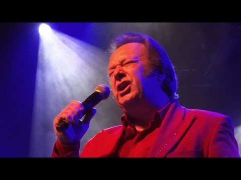 TCB band feat.Jorma Kääriäinen - In the Ghetto/Suspicious Minds/ Can't Help Falling in Love - Hels