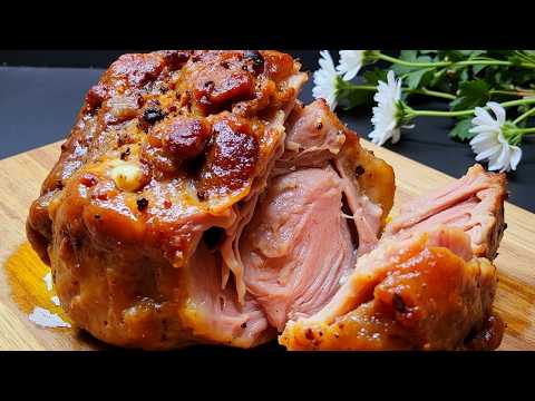 So butterweich! Perfekt gebackener Schweinenacken im Backofen | Sehr einfaches und leckeres Rezept